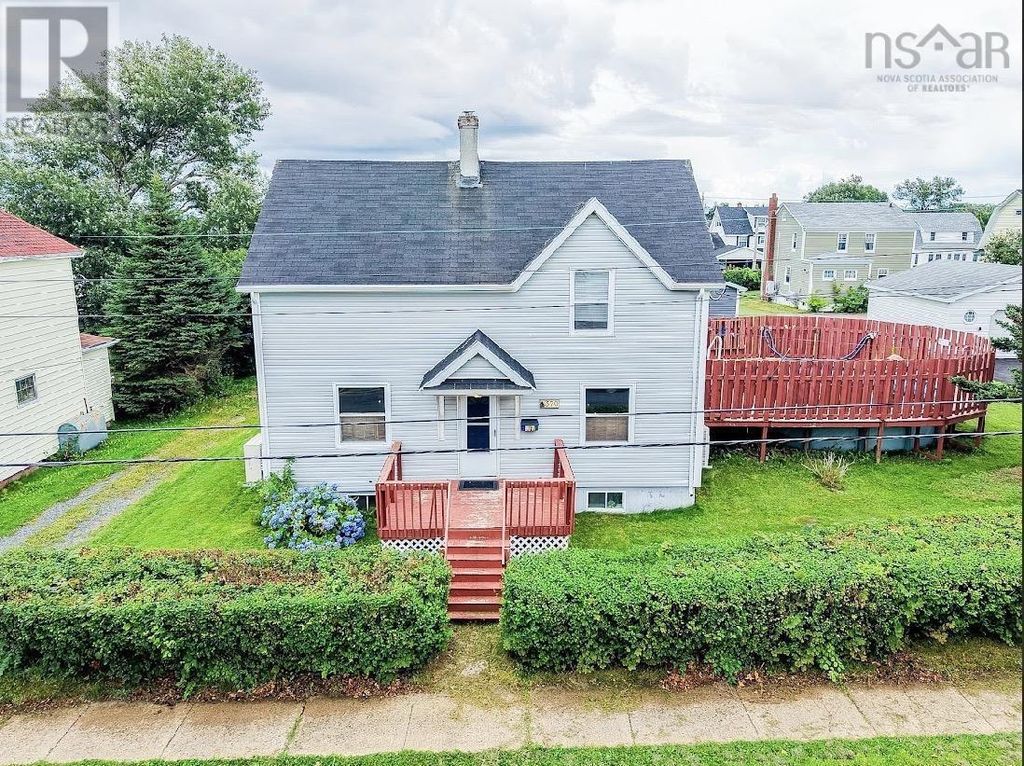 370 Hudson Street, New Waterford