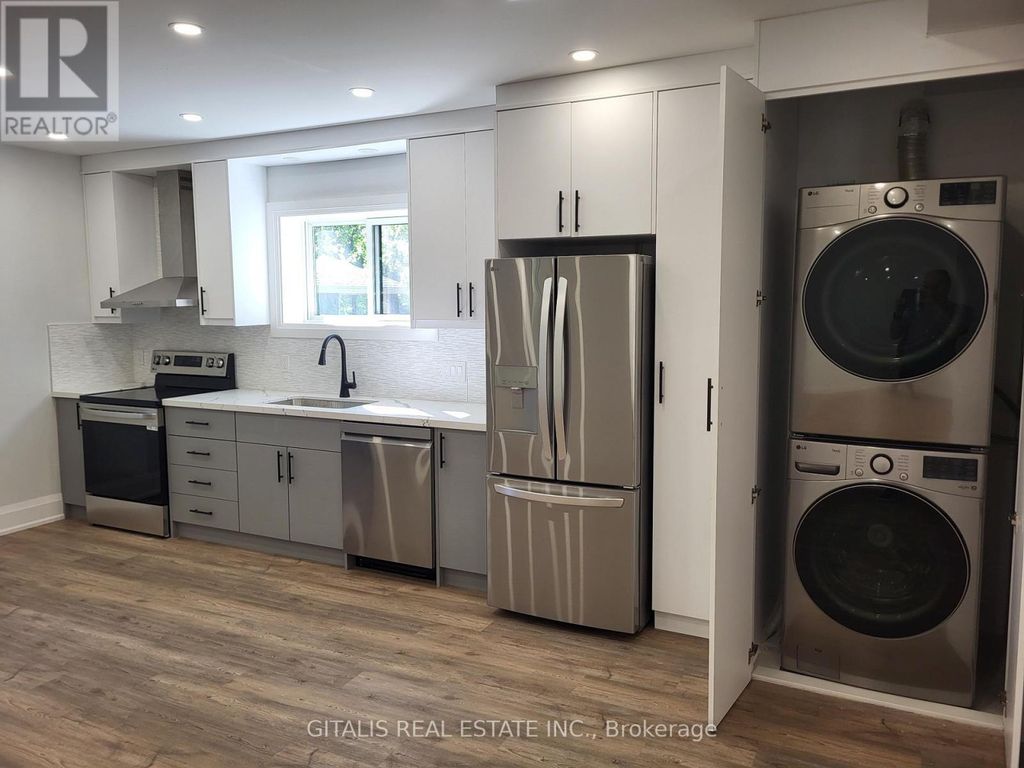 Main Floor - 195 Oakmount Road N, Toronto (high Park North)