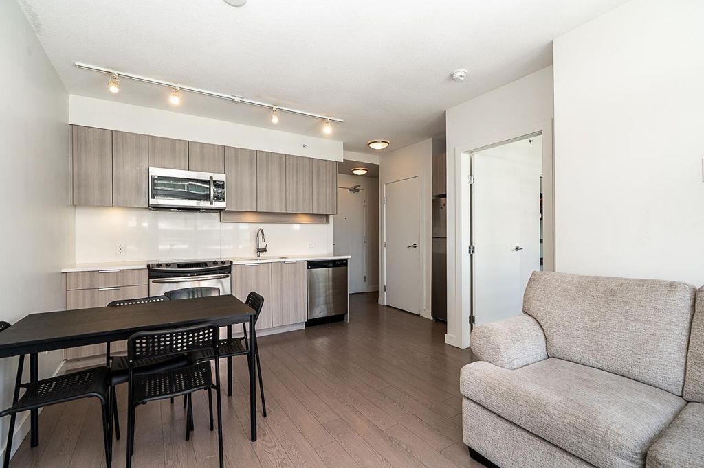2302 13308 Central Avenue, Surrey