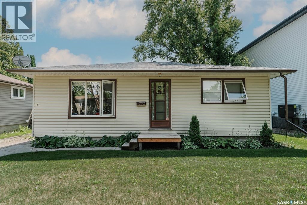 127 107th Street W, Saskatoon