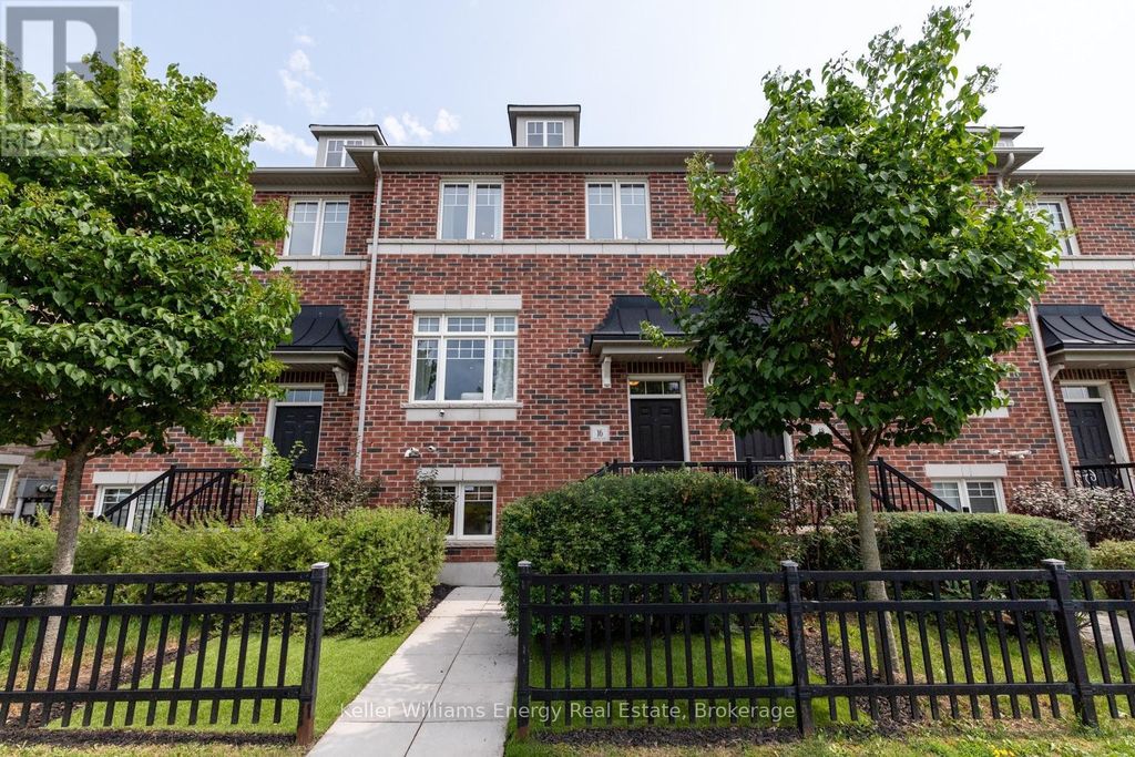 16 Streathern Way, Clarington (bowmanville)