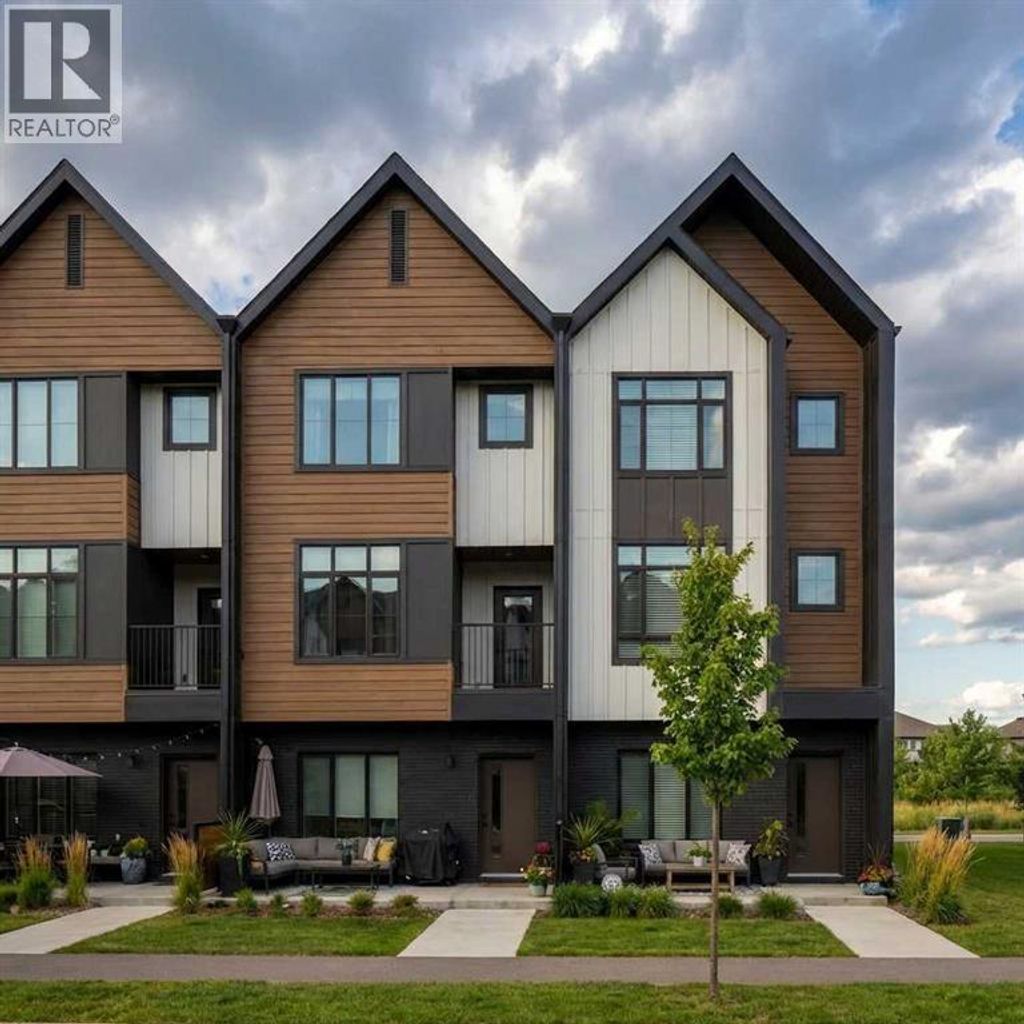 3881 155 Avenue Sw, Calgary