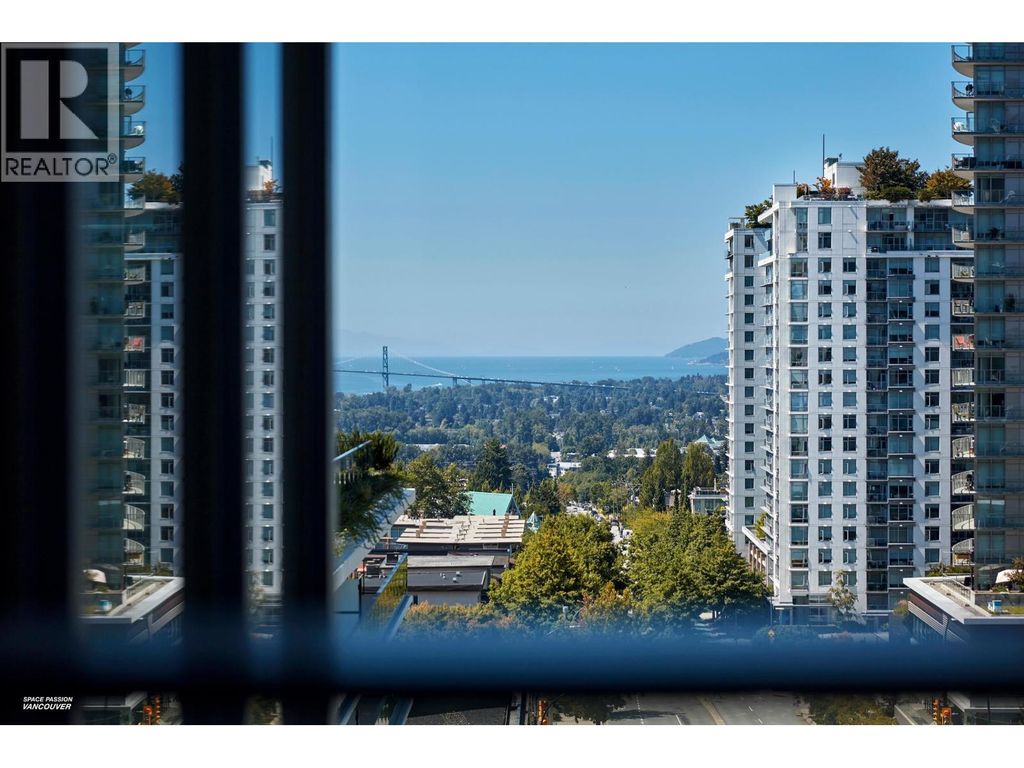 807 135 E 13th Street, Vancouver