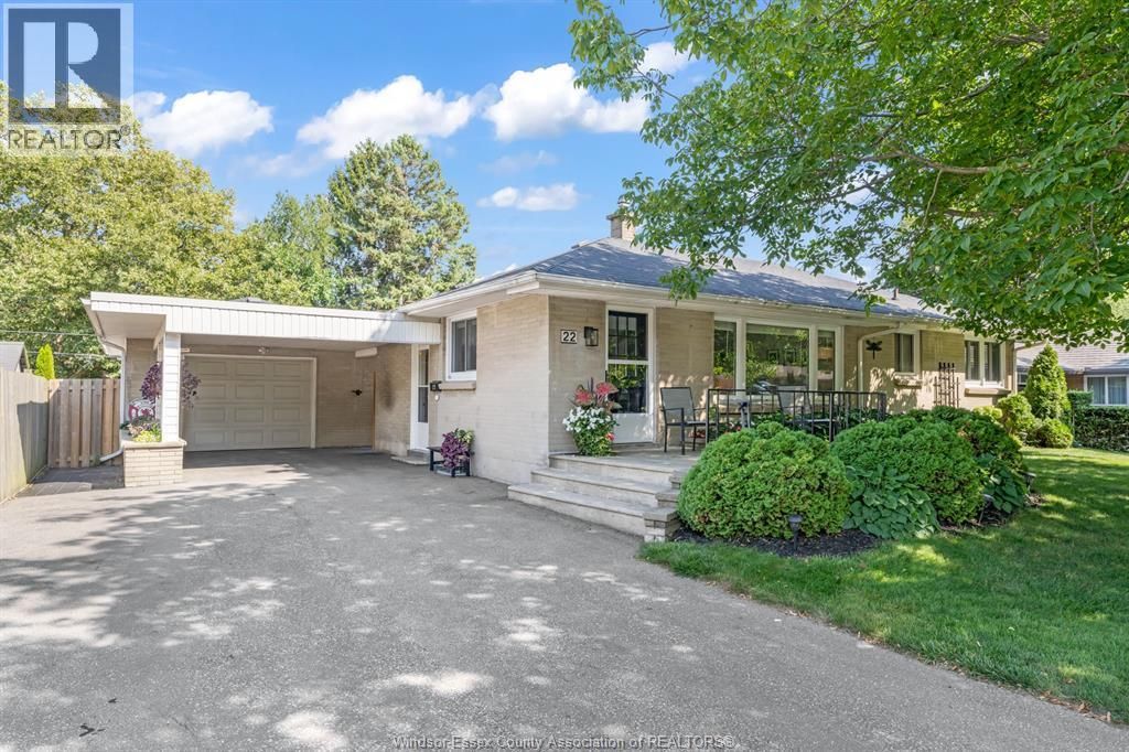 22 Danforth, Leamington