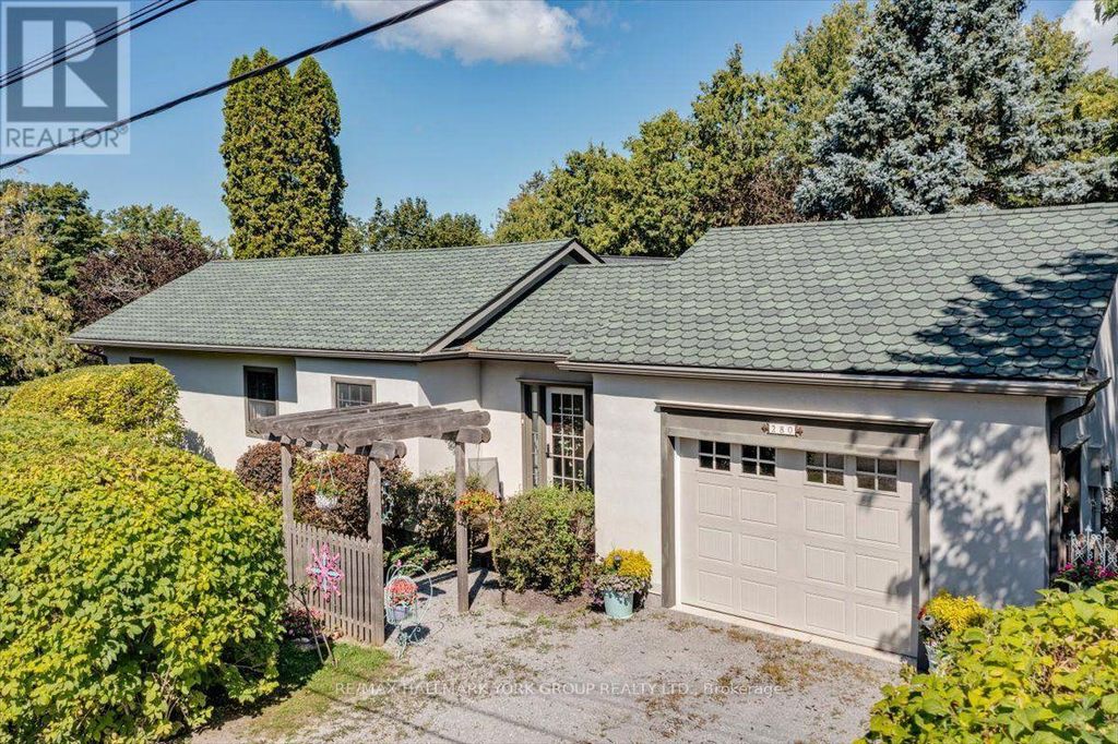 280 Orchard Beach Road, Georgina (historic Lakeshore Communities)