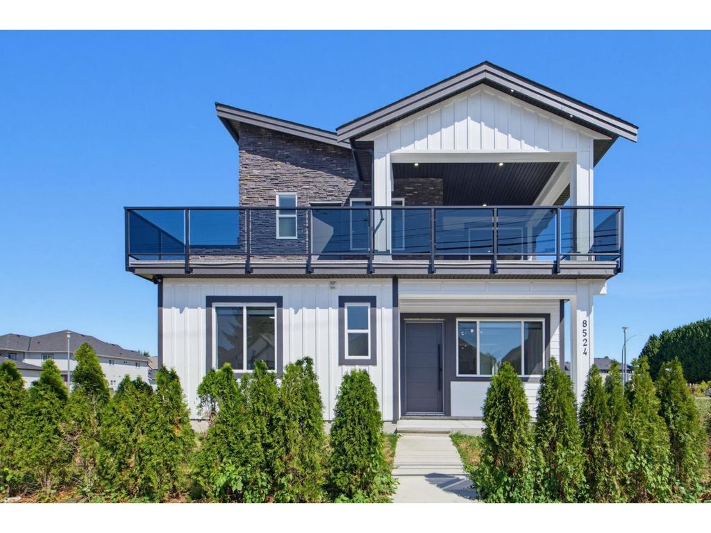 8524 Cedar Street, Mission