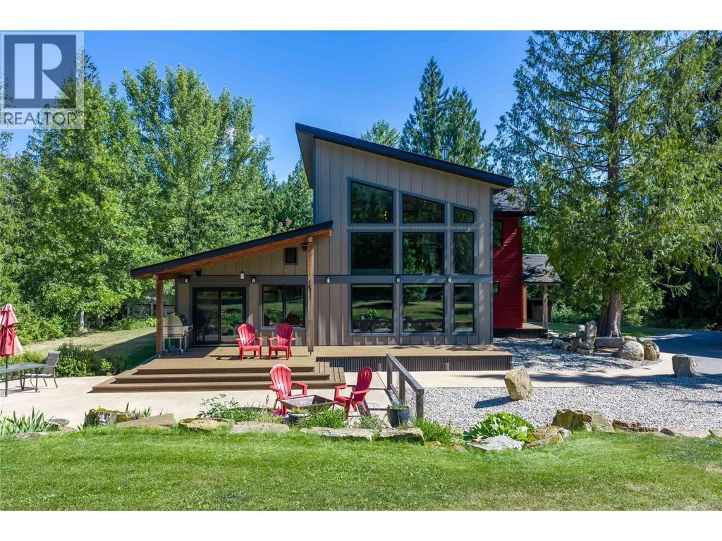 1808 Northview Drive, Revelstoke