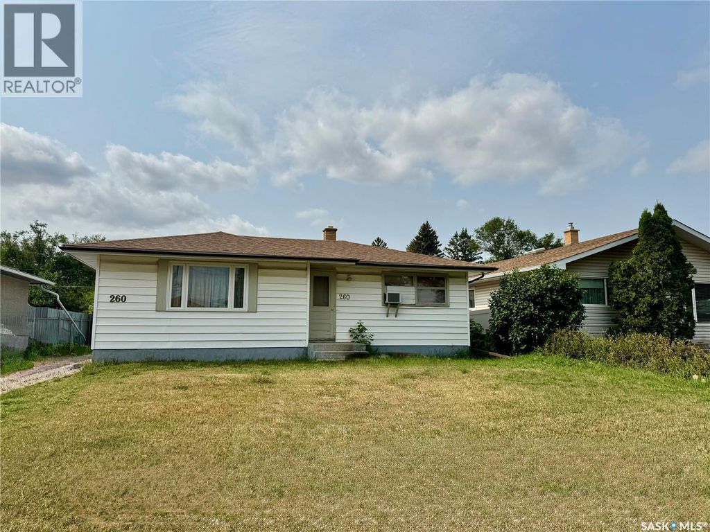 260 Angus Street, Regina