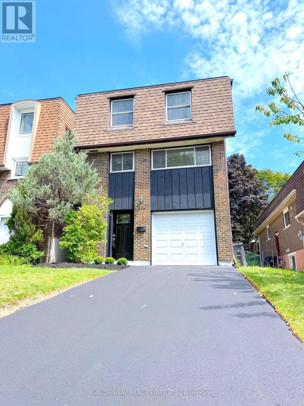 114 Loganberry Crescent, Toronto (hillcrest Village)