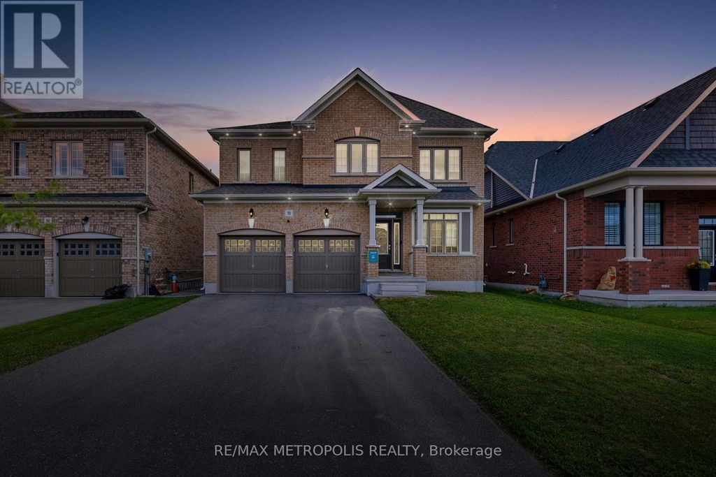 Main & Upper - 15 Douglas Kemp Crescent, Clarington (bowmanville)