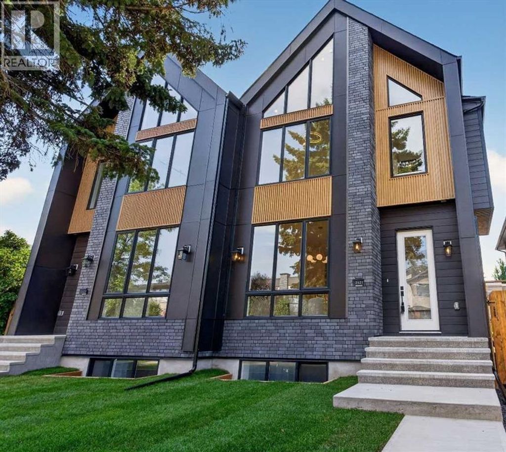 2421 32 Street Sw, Calgary
