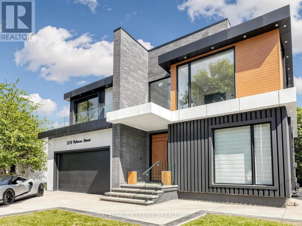 2378 Rebecca Street, Oakville (br Bronte)