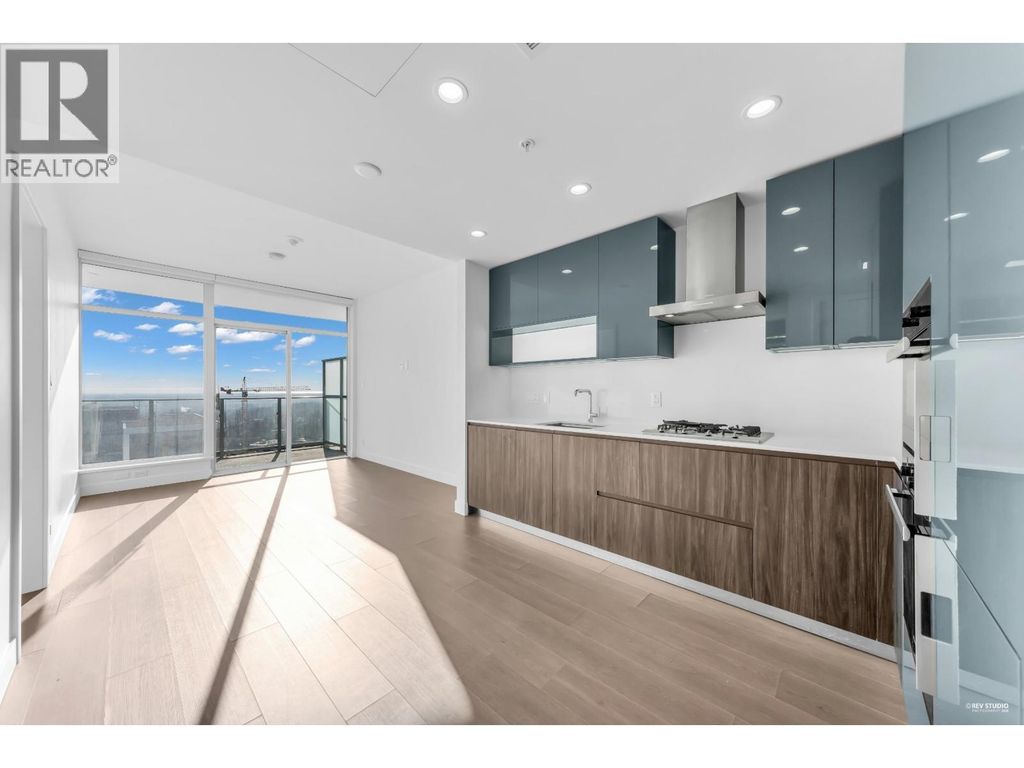 1505 6511 Sussex Avenue, Burnaby