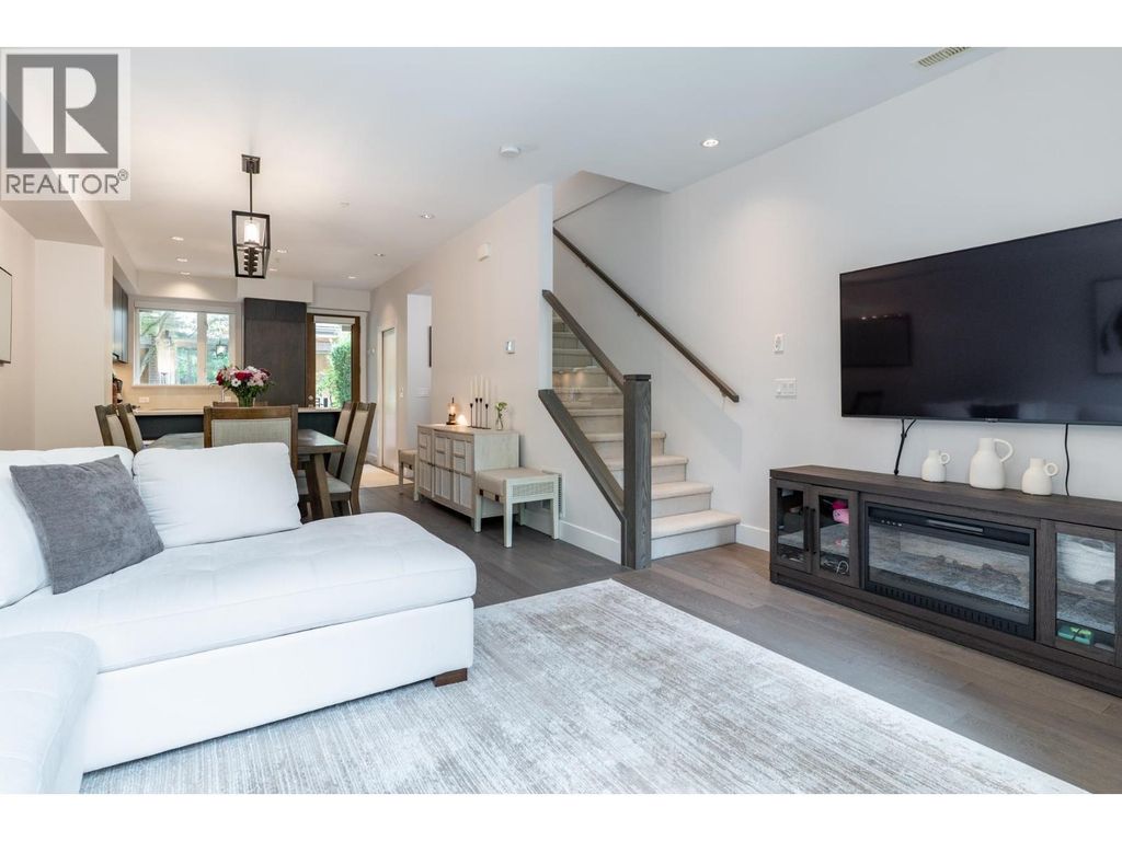 5510 Oak Street, Vancouver