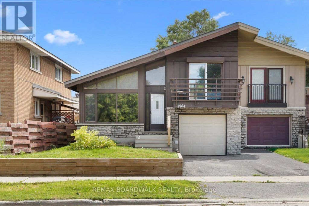 1864 Lenester Avenue W, Ottawa