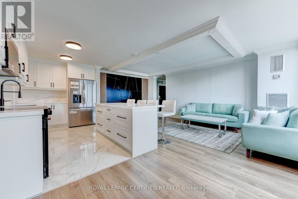 301 - 3170 Kirwin Avenue, Mississauga (cooksville)