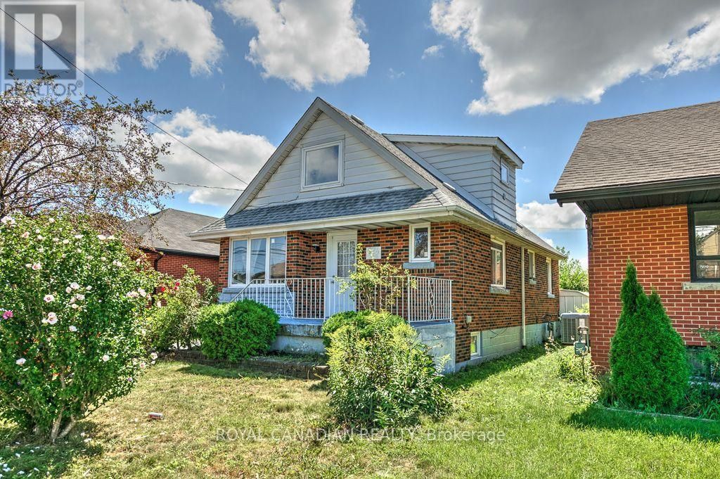 974 Queensdale Avenue E, Hamilton (sunninghill)