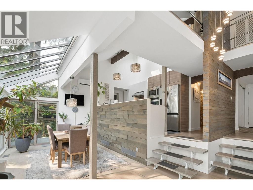 5781 Cranley Drive, West Vancouver