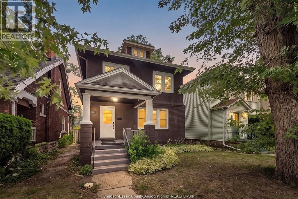 1516 Dougall Avenue, Windsor