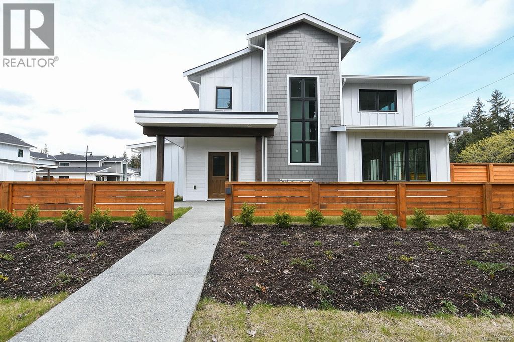 1 1090 Evergreen Rd, Campbell River