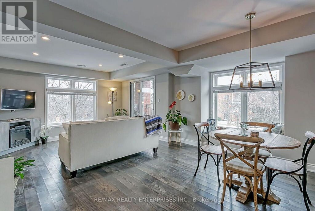 Unit E - 2386 Munn's Avenue, Oakville (ro River Oaks)