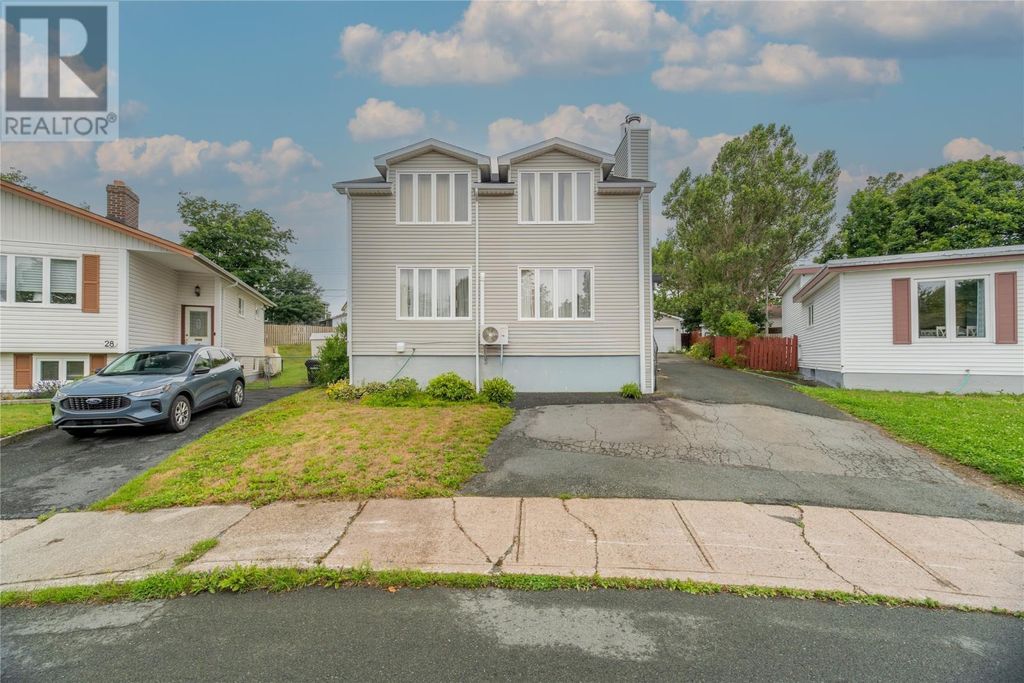26 Lloyd Crescent, St. John's