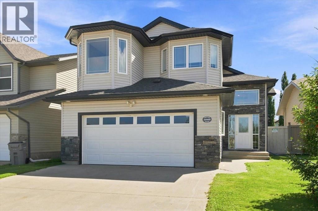 10465 Royal Oaks Drive, Grande Prairie