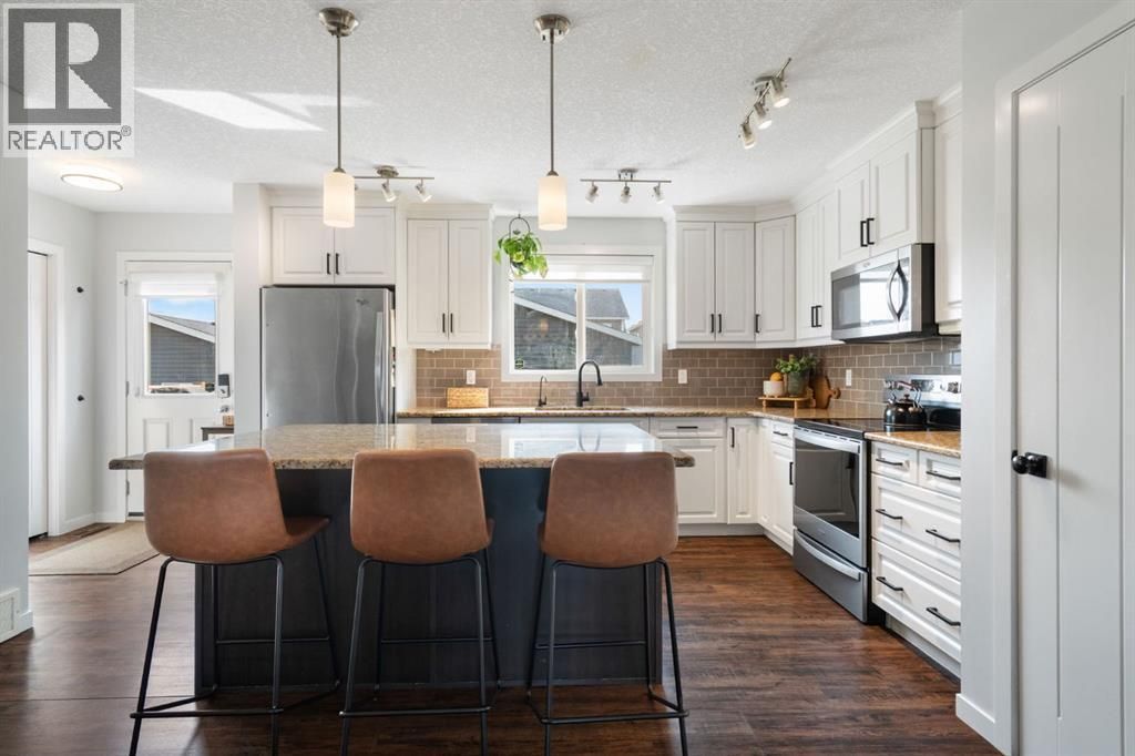 5 Fireside Cove, Cochrane