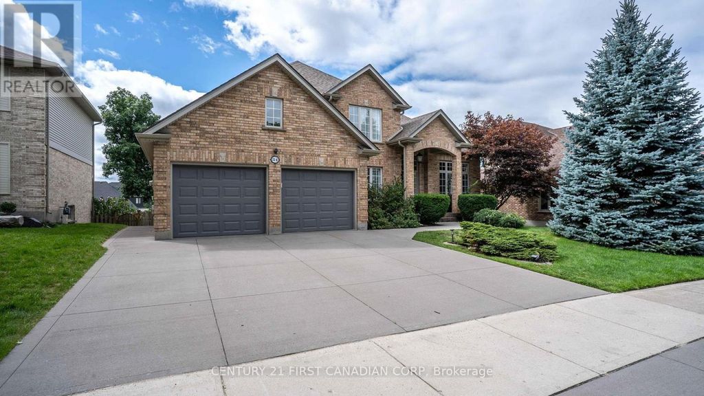 114 Longview Court, London South (south K)