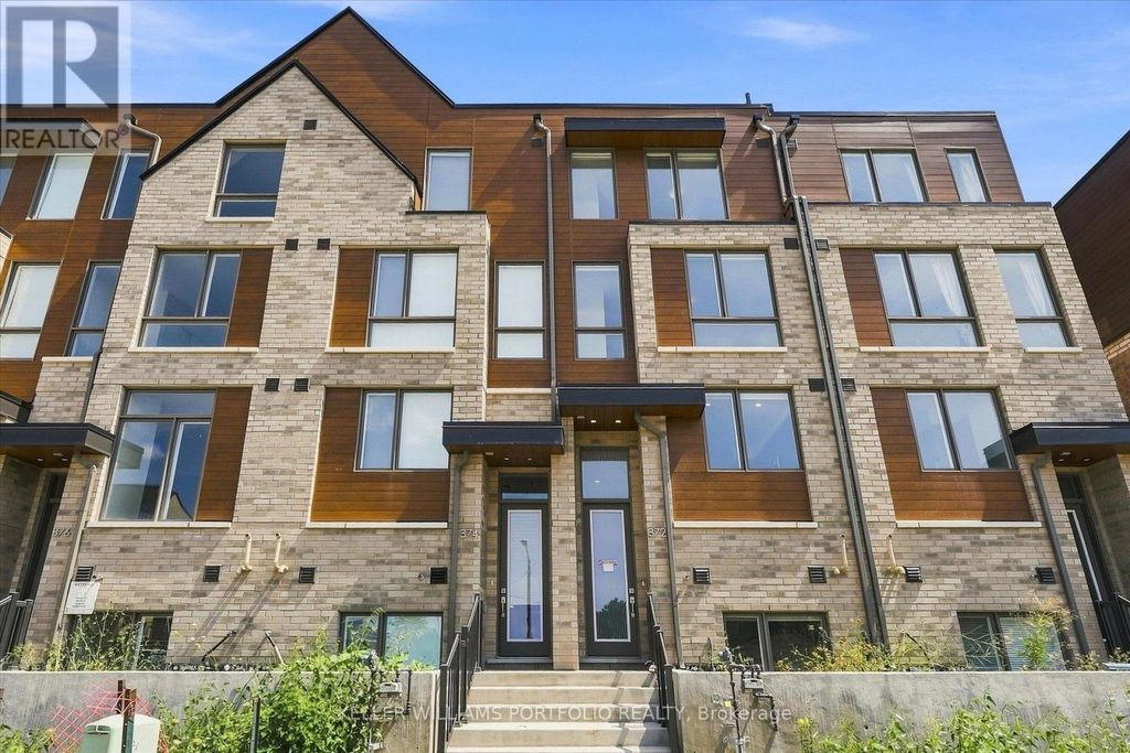 372 Lawrence Heights Way, Toronto (bedford Park-Nortown)