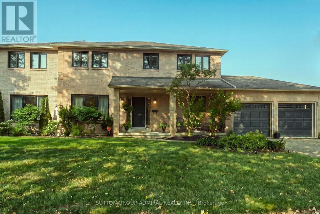 90 Brillinger Street, Richmond Hill (north Richvale)