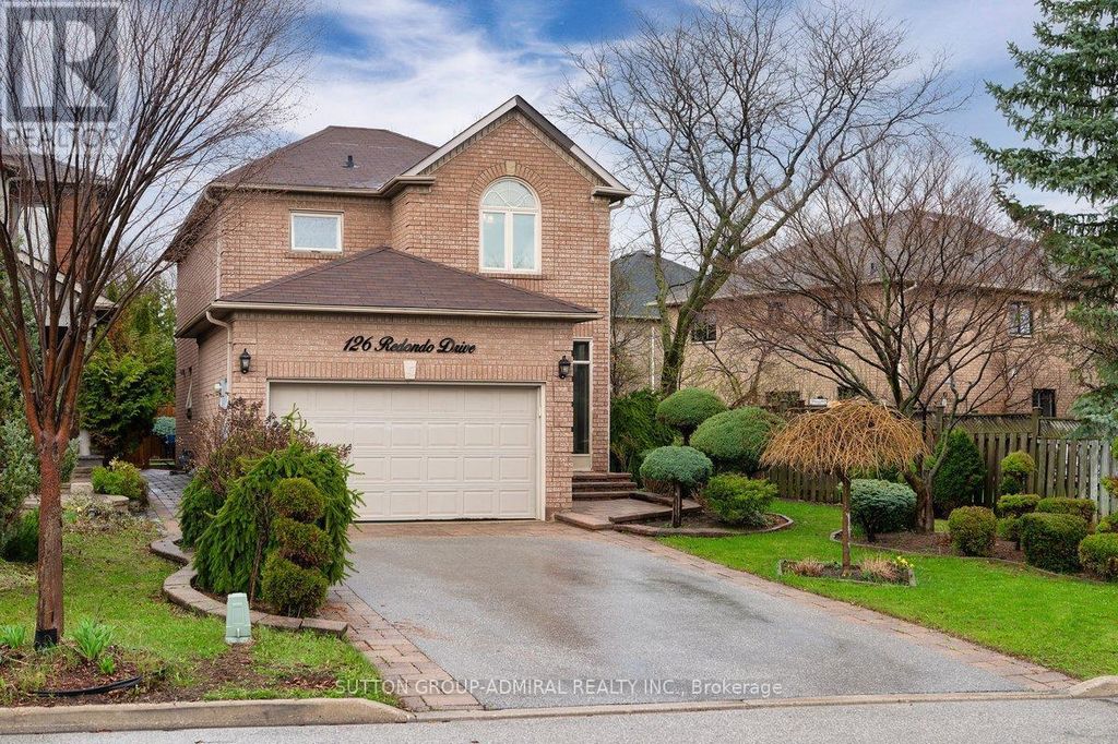 126 Redondo Drive E, Vaughan (beverley Glen)