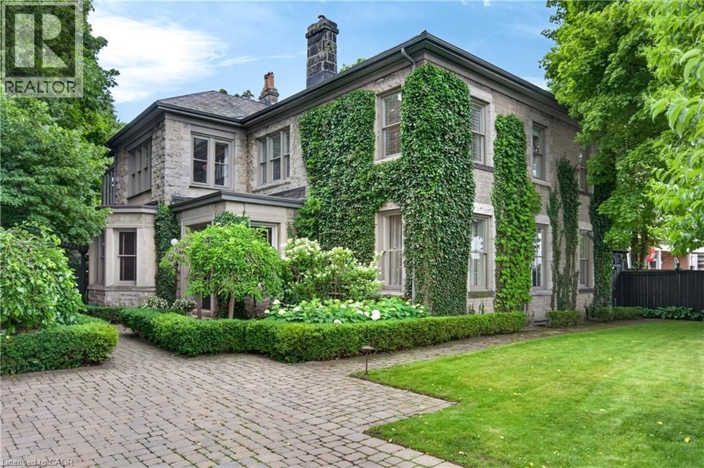 77 Claremont Drive, Hamilton