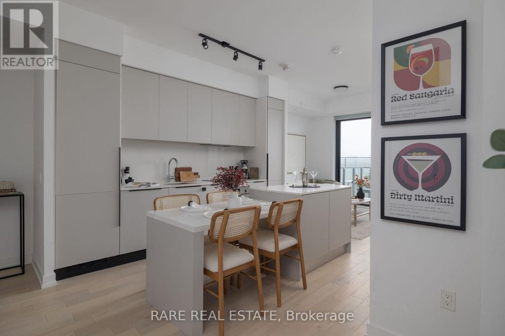 907 - 200 Sudbury Street, Toronto (little Portugal)