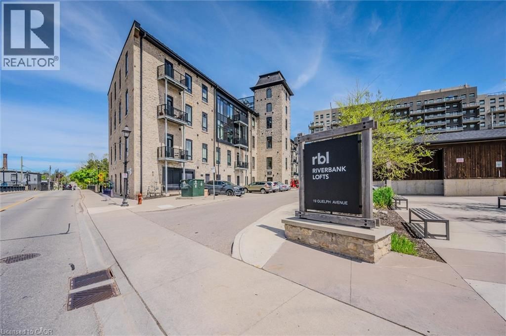 19 Guelph Avenue Unit# 202, Cambridge