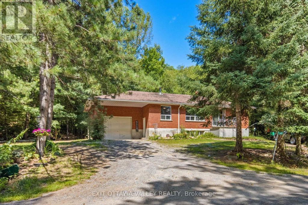 561 Long Lake Road, Madawaska Valley
