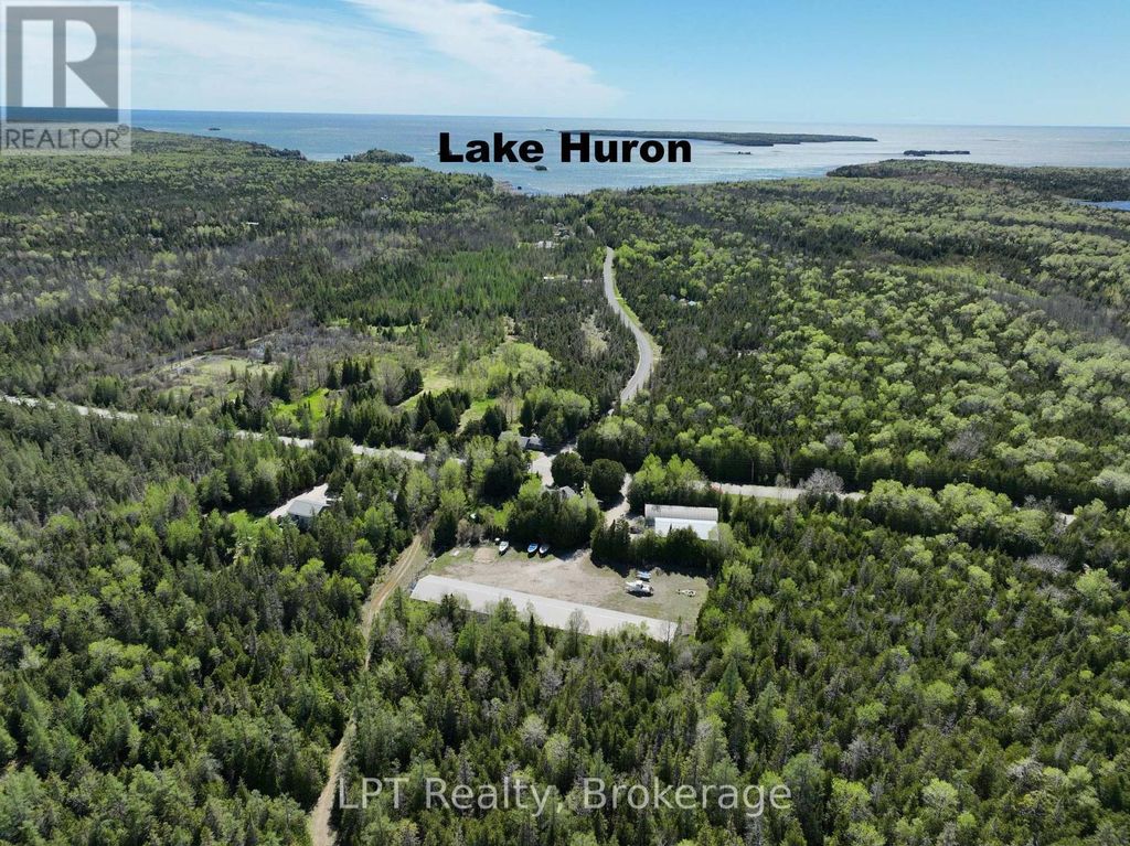 158 Stokes Bay Road, Northern Bruce Peninsula