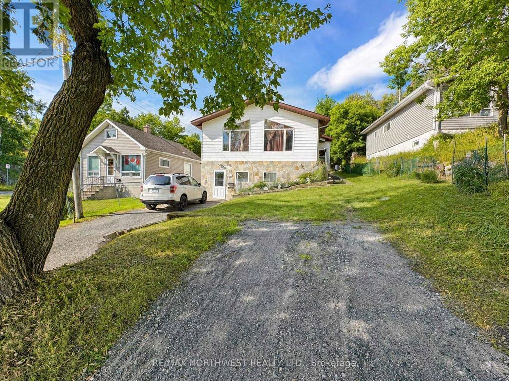 1308 Eighth Street North, Kenora (evergreen)