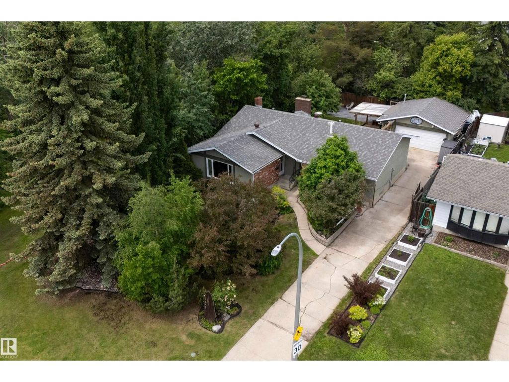 140 Greengrove Av, Sherwood Park