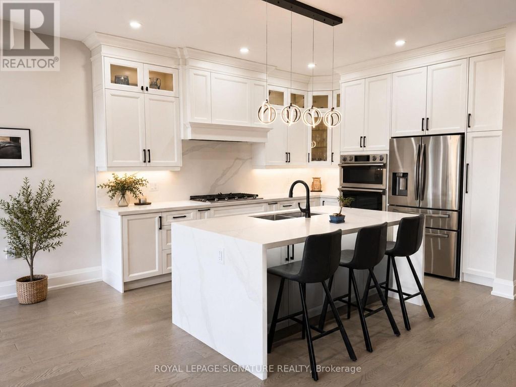 920 Fourth Street, Mississauga (lakeview)