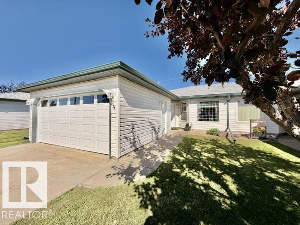 #4 5714 50 St, Wetaskiwin