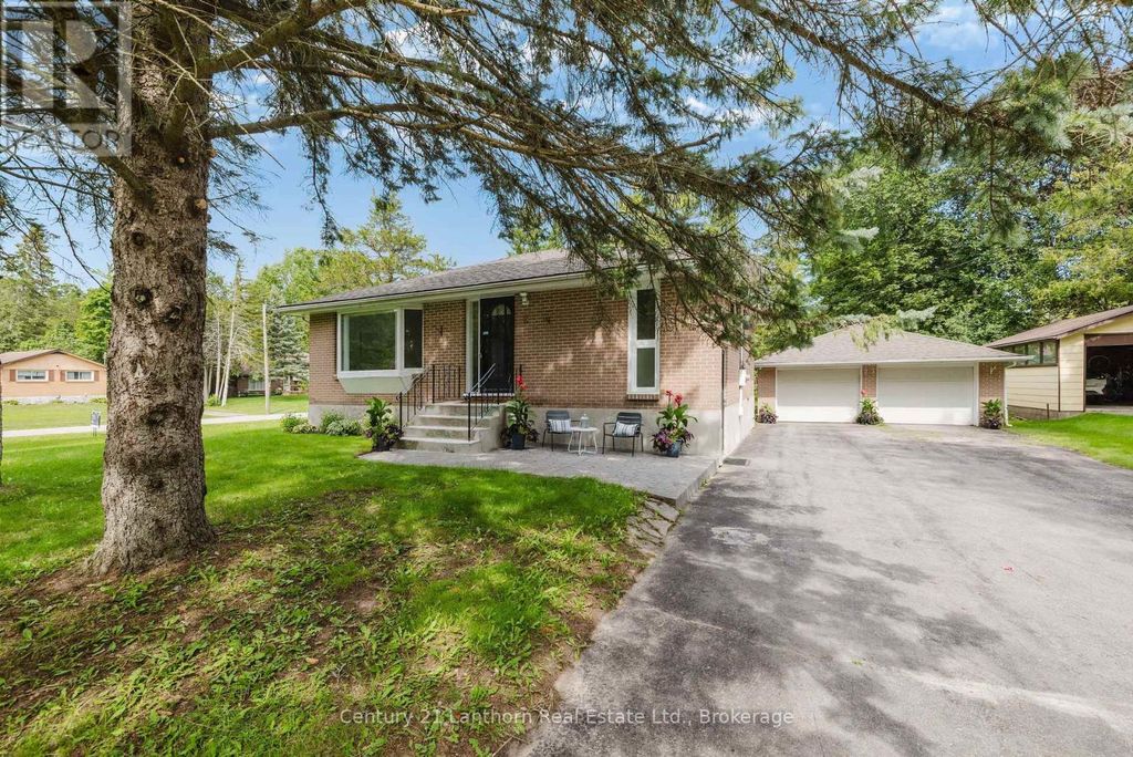 23 Wood Street, Quinte West (murray Ward)