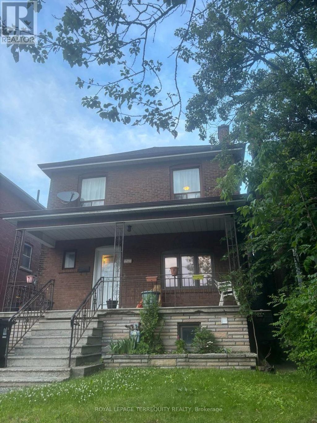 Lower - 1527 Dufferin Street, Toronto (corso Italia-Davenport)