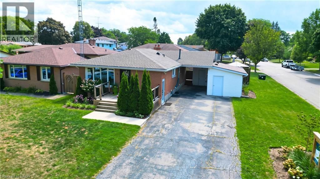 2 Allanton Boulevard, Brantford