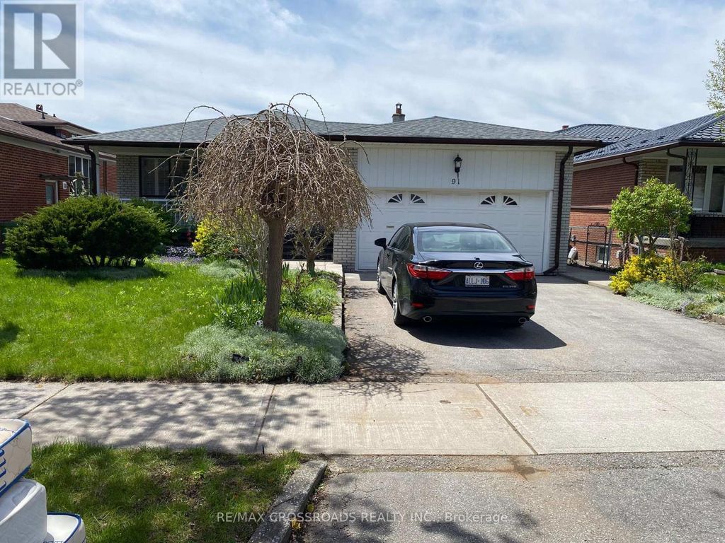 91 Bickerton Crescent, Toronto (pleasant View)