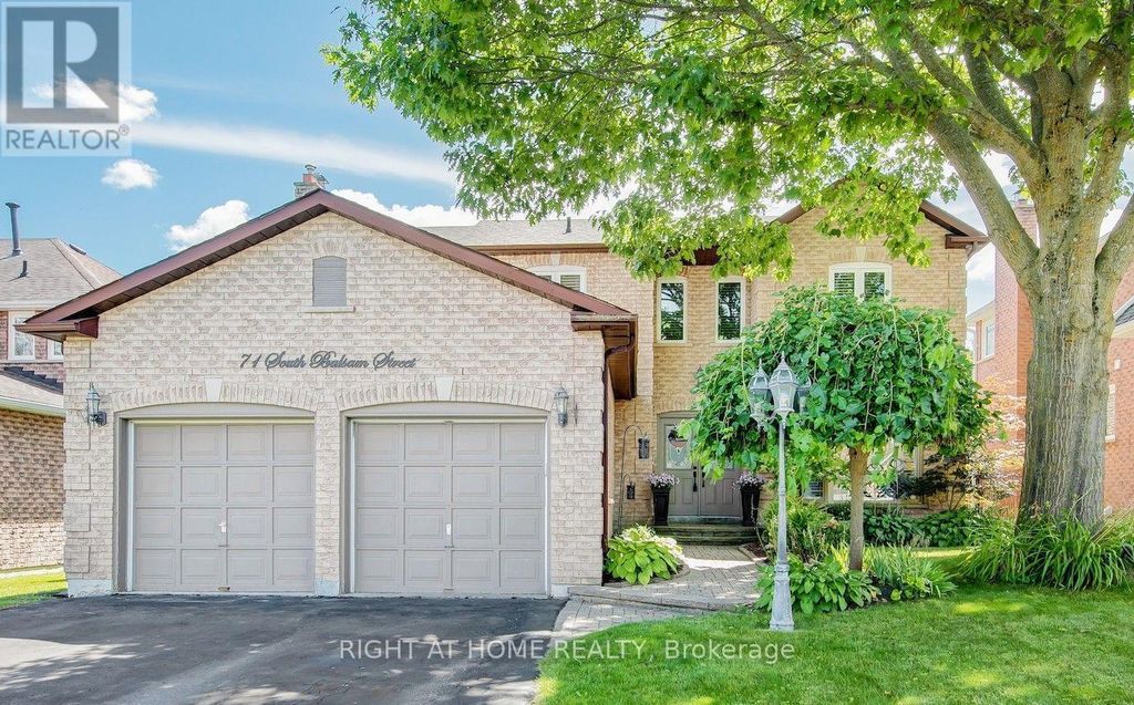 71 South Balsam Street, Uxbridge
