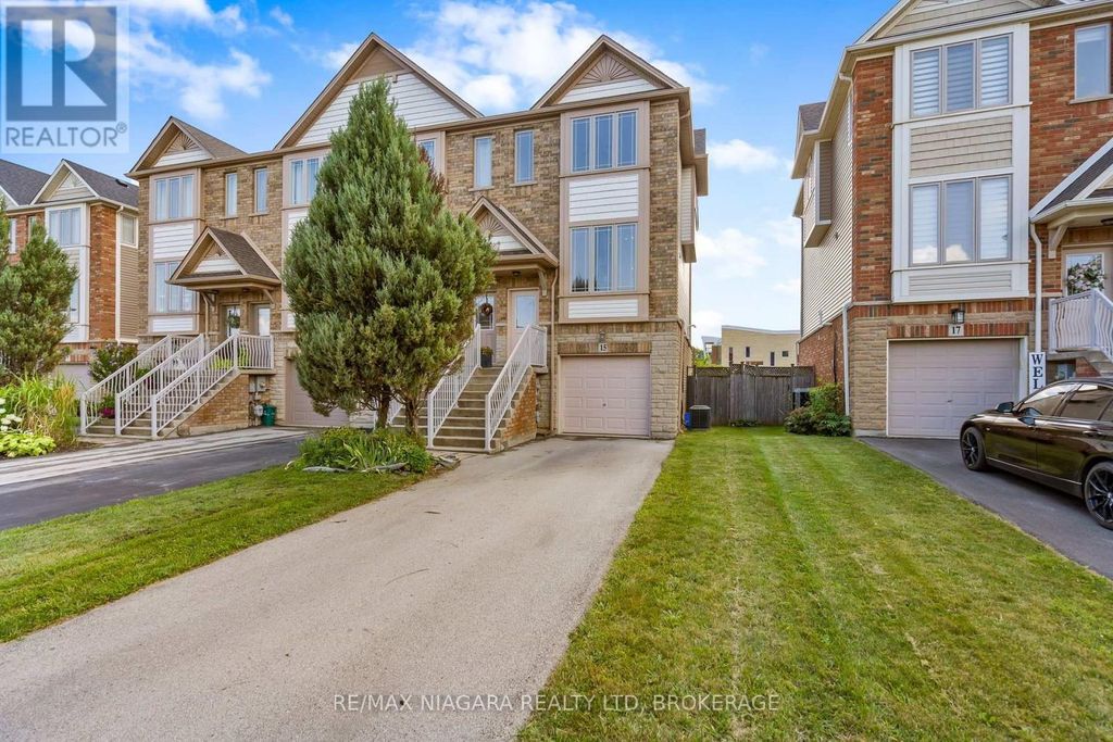 15 Hemlock Way, Grimsby (grimsby West)
