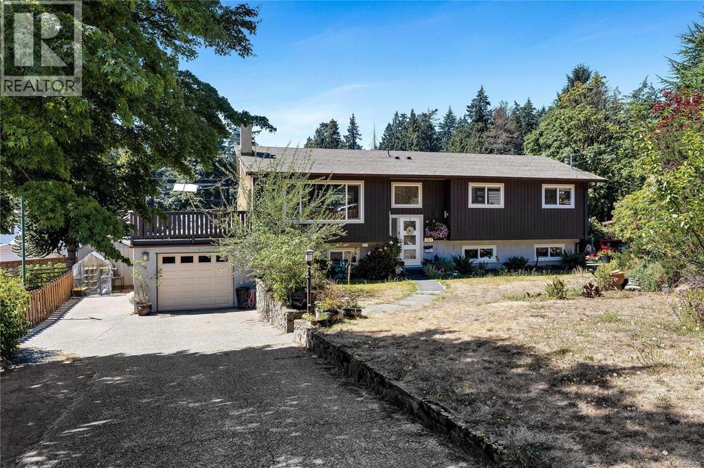 619 Sandra Pl, Langford