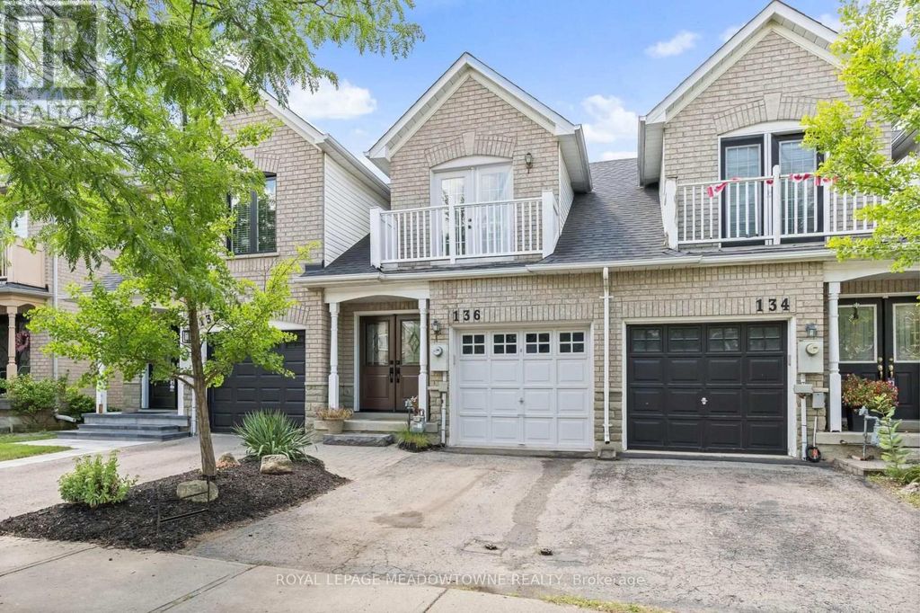 136 Dominion Gardens Drive, Halton Hills (georgetown)