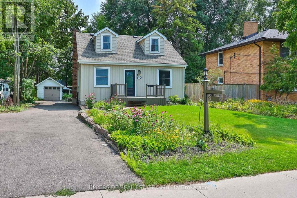 257 Ottawa Street N, Kitchener